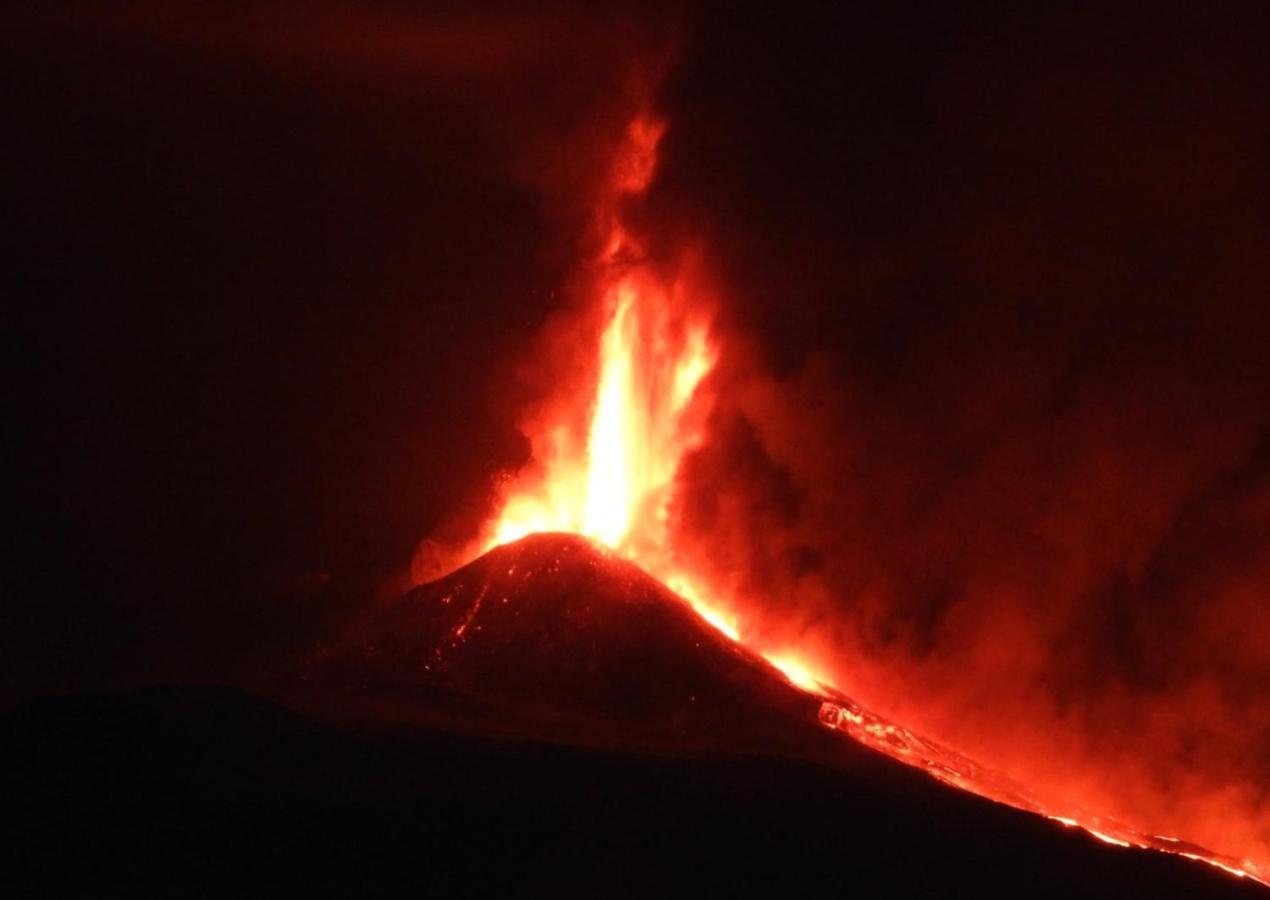 Etnasentieri Wine House On Etna Mount Villa Белпасо Екстериор снимка