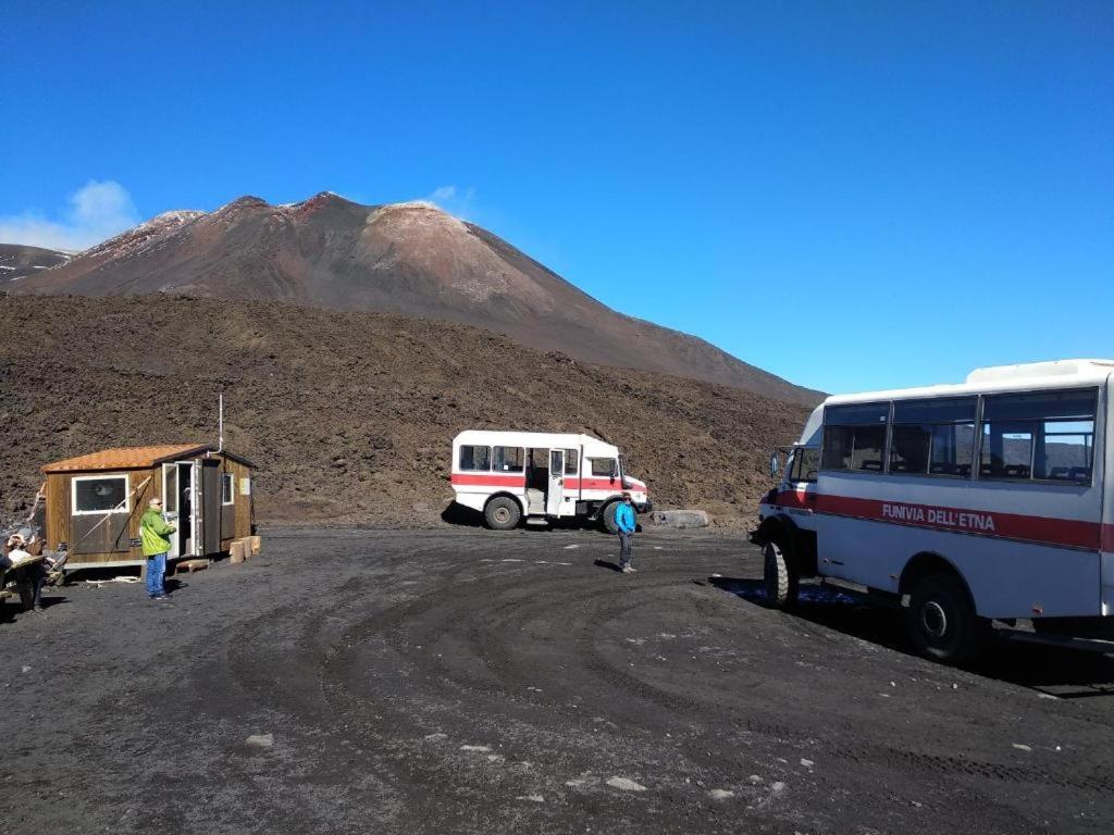 Etnasentieri Wine House On Etna Mount Villa Белпасо Екстериор снимка